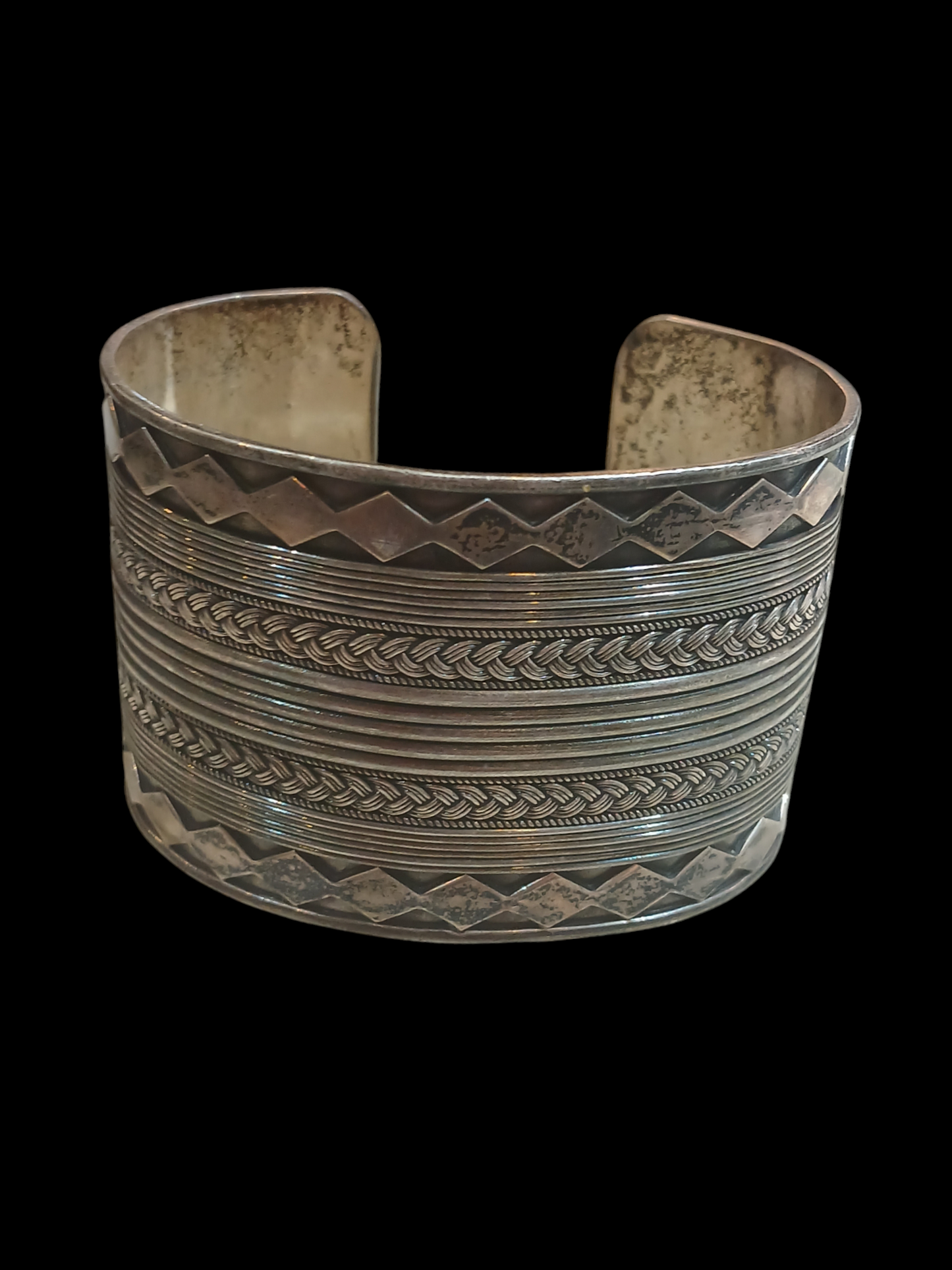 Silver cuff bracelet